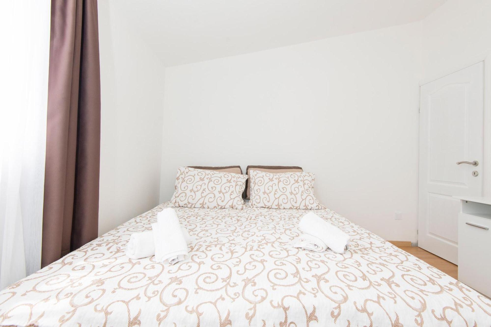 Hillside Vista Apartments Tivat Dış mekan fotoğraf